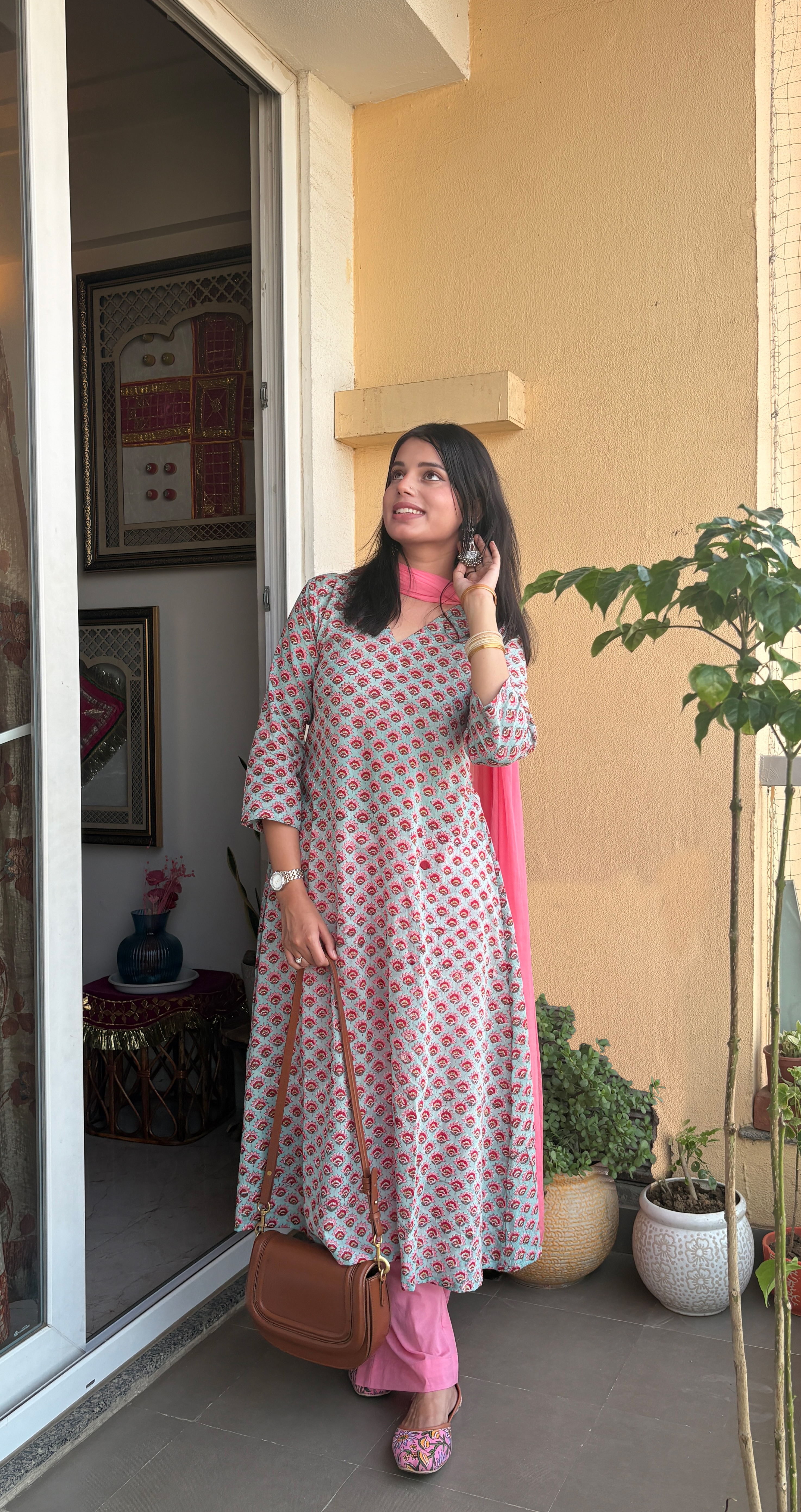 Isha suit set